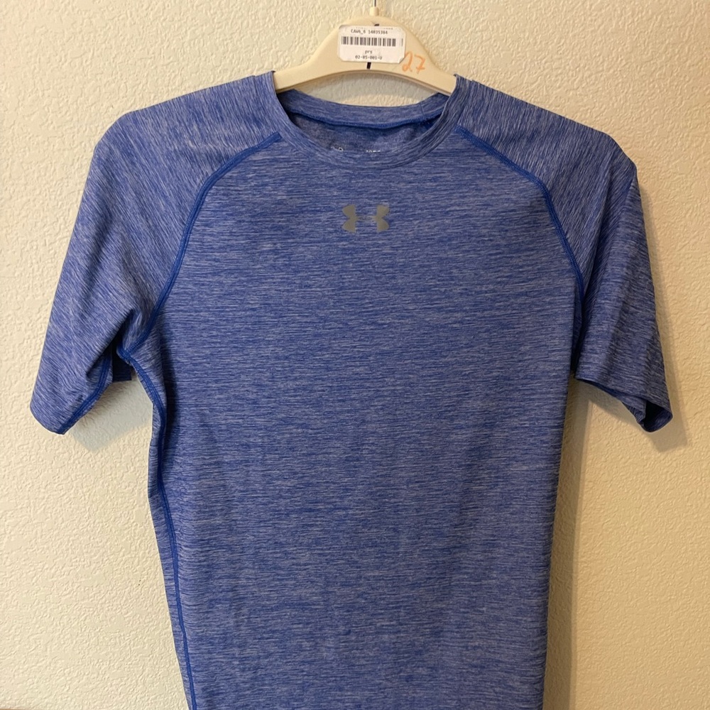 Boys large under armour compression t shirt